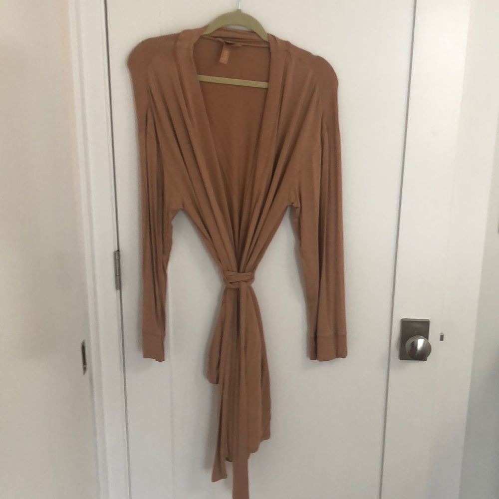 SKIMS short knit robe size L. Like new!